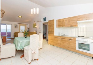 2 bedroom accommodation in Nevidane