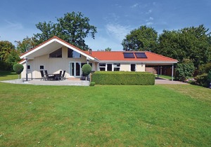 2 bedroom accommodation in Frørup