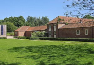2 bedroom accommodation in Brigham