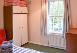 2 bedroom accommodation in Blackheath, London