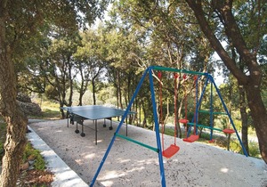 2 bedroom accommodation in Pucisca