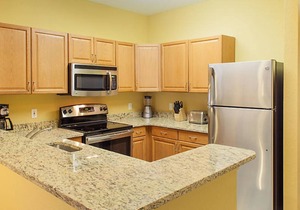 2 bedroom apartment in Harbor Lights Resort
