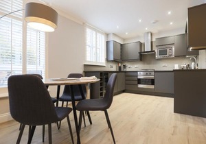 2 Bedroom Apartment in Borough