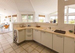 2 bedroom awesome home in Fårevejle