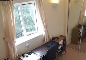 2 Bedroom city modern apartment with parking and internet