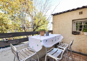 2 bedroom cozy apartment in La Gaude