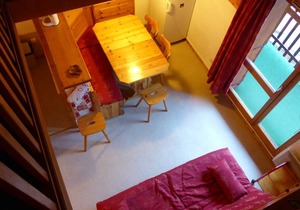 2-Bedroom Duplex, Pool, Close to Lifts, Sleeps 6