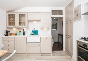 2 Bedroom Flat in Brixton Sleeps 4