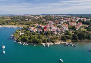 2 Bedroom Gorgeous Apartment In Pula