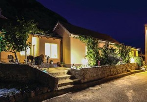 2 Bedroom Gorgeous Home In Gata