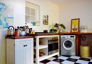 2 Bedroom House in Observatory Cape Town