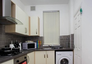 2 bedroom house near the centre of Leeds