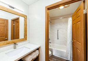 2 Bedroom - Houston Energy Corridor