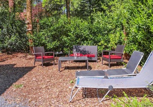 2 bedroom lovely home in Emst