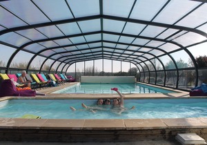 2 bedroom luxury lodge with heated covered pool