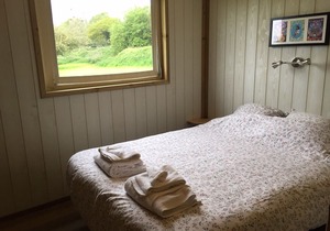 2 bedroom luxury lodge with heated covered pool