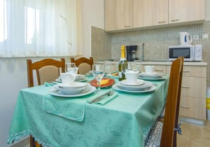 2 bedroom nice apartment in Mali Rat