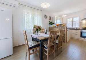 2 bedroom nice home in Krnica