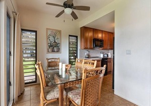 2 Bedroom Ocean View w/Lanai – Kaha Lani 107