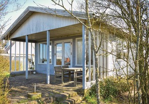 2 bedroom pet friendly home in Bogense