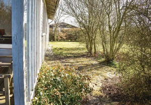 2 bedroom pet friendly home in Bogense