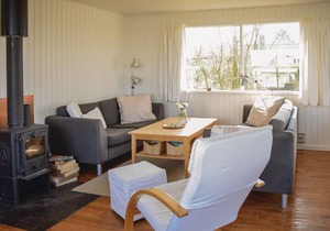 2 bedroom pet friendly home in Bogense