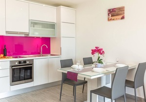 2 bedroom stunning apartment in Medici