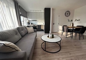 2 bedrooms apartment, city center, with balconies