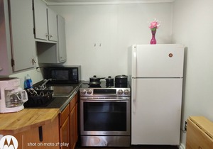2 bedrooms with a shared pool. apt4