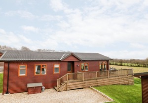 2 Cedar Lodge Park, TAVISTOCK