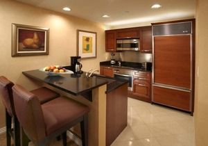 2 Connecting Suites at a 4.5⭐️ Hotel