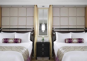 2 Connecting Suites at a 5⭐️ Hotel