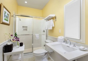 2 Deluxe 2 Queen Beds Accommodations at Southernmost Beach Resort