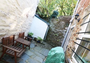 2 Emma Place, BODMIN