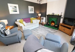 2 Emma Place