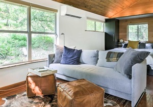 2 Mi to Dtwn Pet-Friendly Austin Studio with Yard