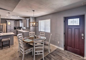 2 Mi to Lake Havasu Home with Patio and Pool