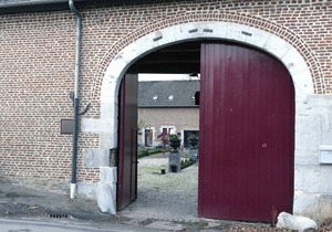 2-person apartment in the old farm Cour D'Aix