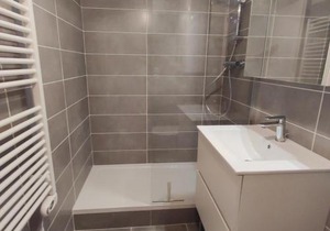2 pièces au pied des pistes avec balcon et équipements complets - FR-1-557-95
