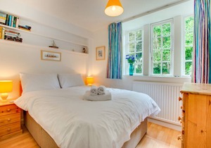 2 Redfern Court