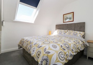 2 Rodgers Mews, MALTON