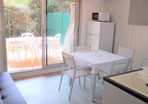 2-room apartment Résidence Provençale Air-conditioned Parking Pool 2 km Sea