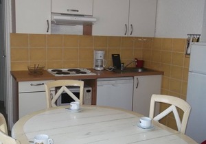 2-Room Apt for 6 near Ski Slopes, Shops & Sports Center in Orcières Merlette