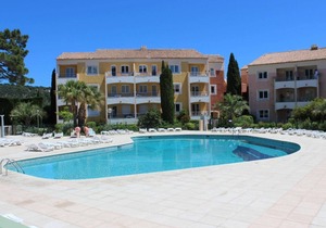 2-room apt in Les Issambres, pool, tennis, secure parking