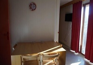 2 ROOMS sleeps 6 SAINT JEAN MONTCLAR