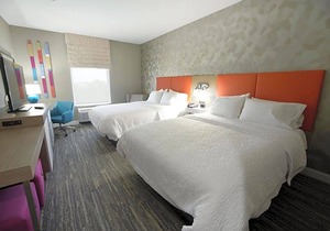 2-Star Hotel ∙ Hampton Inn & Suites Oklahoma City/Quail Springs