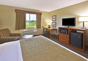 2-Star Hotel ∙ AmericInn by Wyndham Bay City