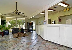 2-Star Hotel ∙ Americas Best Value Inn Beaumont