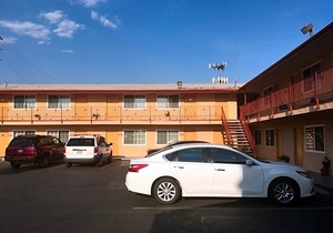 2-Star Hotel ∙ Americas Best Value Inn Beaumont California
