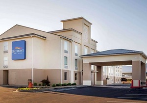 2-Star Hotel ∙ Baymont by Wyndham Georgetown